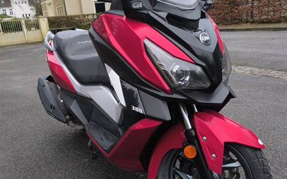 Gebrauchtmotorrad Sym Cruisym 300 - Bild 3