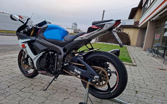 Gebrauchtmotorrad Suzuki GSX-R 750 - Bild 3