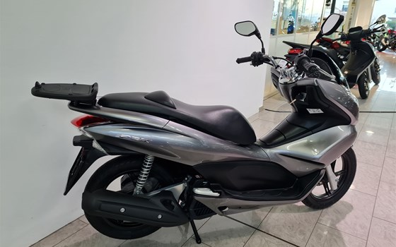 Gebrauchtmotorrad Honda PCX125 - Bild 2