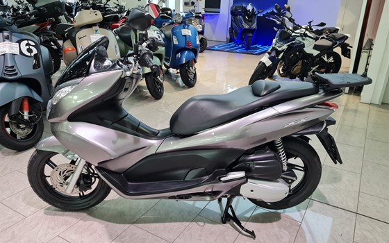 Gebrauchtmotorrad Honda PCX125 - Bild 3