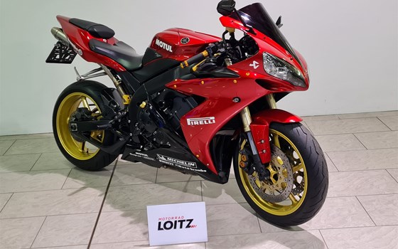 Gebrauchtmotorrad Yamaha R1 - Bild 1