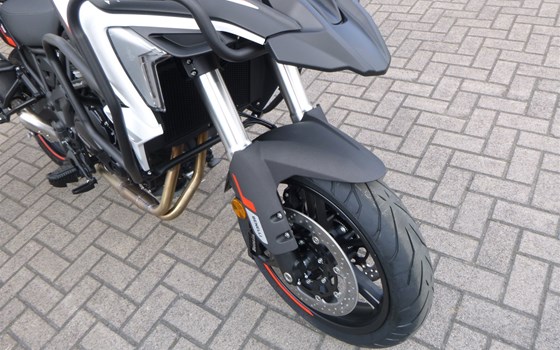 Gebrauchtmotorrad Benelli TRK 702 - Bild 10