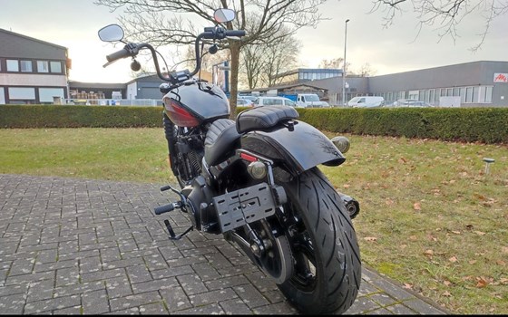 Gebrauchtmotorrad Harley-Davidson Softail Street Bob 114 FXBBS - Bild 7