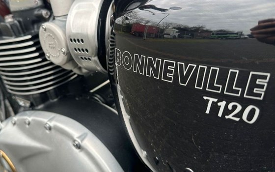 Gebrauchtmotorrad Triumph Bonneville T120 - Bild 5