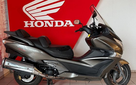 Gebrauchtmotorrad Honda Silver Wing 600 - Bild 1