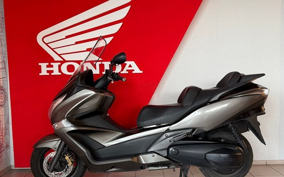 Gebrauchtmotorrad Honda Silver Wing 600 - Bild 2