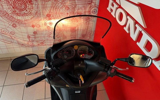 Gebrauchtmotorrad Honda Silver Wing 600 - Bild 7