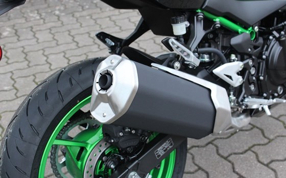 Neufahrzeug Kawasaki Z 500 SE - Bild 12