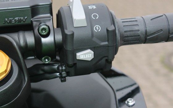 Neufahrzeug Kawasaki Ninja ZX-4RR - Bild 14