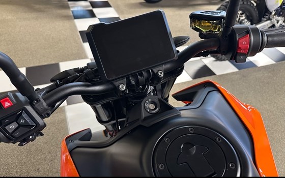 Neufahrzeug KTM 790 Duke - Bild 3