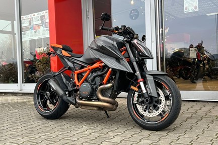 KTM 1290 Super Duke R