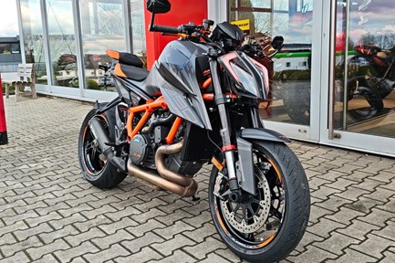KTM 1290 Super Duke R