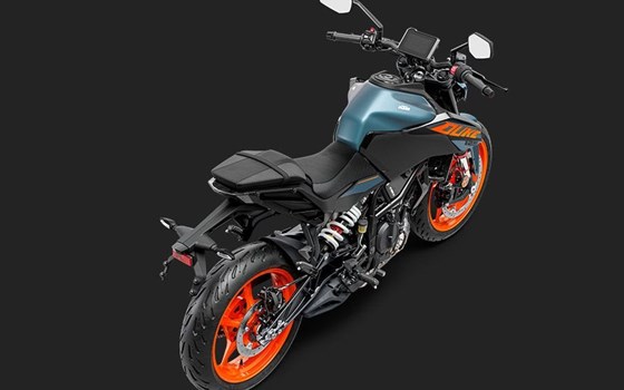 Neufahrzeug KTM 125 Duke - Bild 3