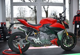 Gebrauchte Ducati Streetfighter V2
