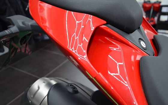 Gebrauchtmotorrad Ducati Streetfighter V2 - Bild 15