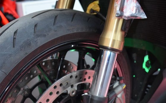 Gebrauchtmotorrad Ducati Streetfighter V2 - Bild 8