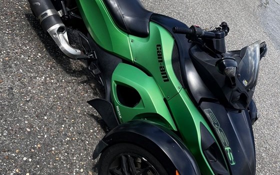 Gebrauchtmotorrad Can-Am Spyder RS - Bild 4