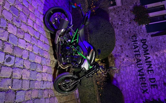 Motorrad Occasion Kawasaki Z900 - Bild 2