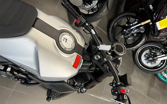 Gebrauchtmotorrad Brixton Crossfire 125 - Bild 3