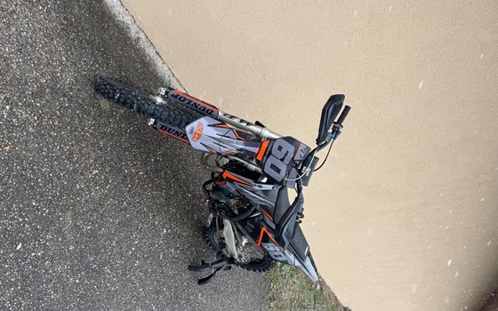 Gebrauchtmotorrad KTM 125 SX - Bild 2