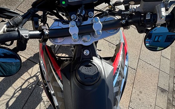 Gebrauchtmotorrad FB Mondial SMX 125i Enduro ABS - Bild 6