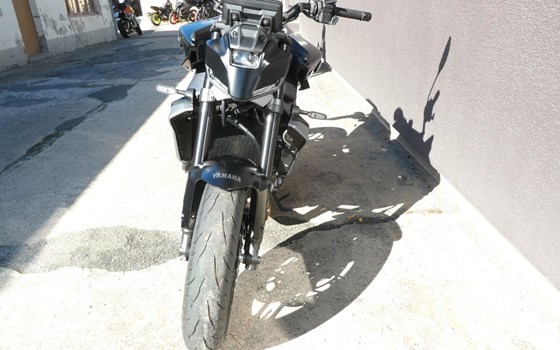 Gebrauchtmotorrad Yamaha MT-09 Y-AMT - Bild 8