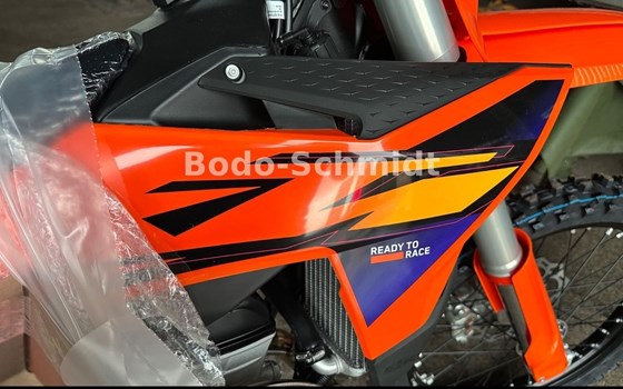 Neufahrzeug KTM 250 SX-F - Bild 4