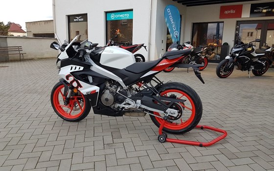 Neufahrzeug Aprilia RS 457 - Bild 3