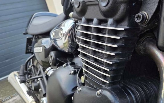 Gebrauchtmotorrad Triumph Legend TT - Bild 14