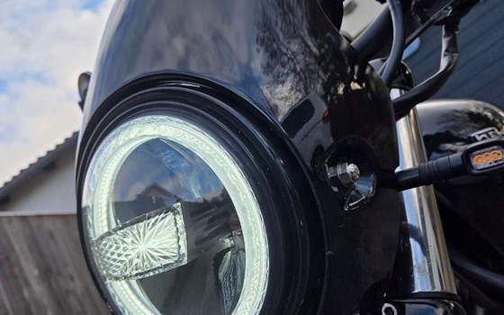 Gebrauchtmotorrad Triumph Legend TT - Bild 28