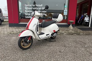 Angebot Vespa GTS 125 Racing Sixties