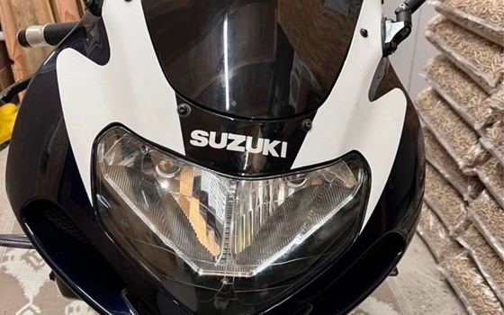 Gebrauchtmotorrad Suzuki GSX-R 1000 - Bild 8