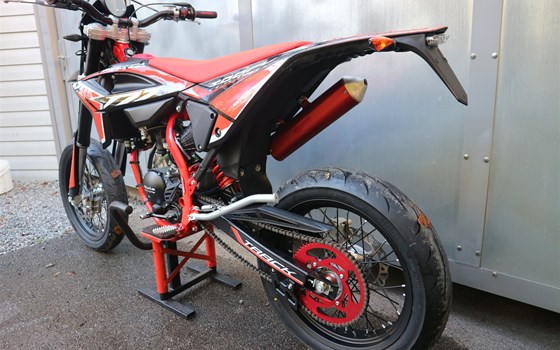 Neufahrzeug Beta RR 50 Motard Track - Bild 3