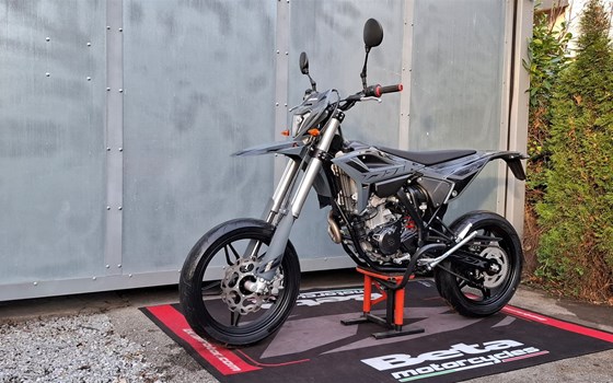 Neufahrzeug Beta RR 125 4T Motard T X special edition - Bild 2