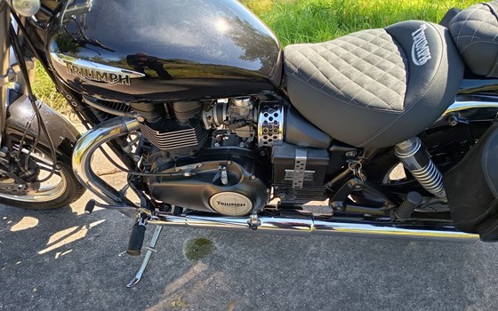 Gebrauchtmotorrad Triumph Speedmaster - Bild 4