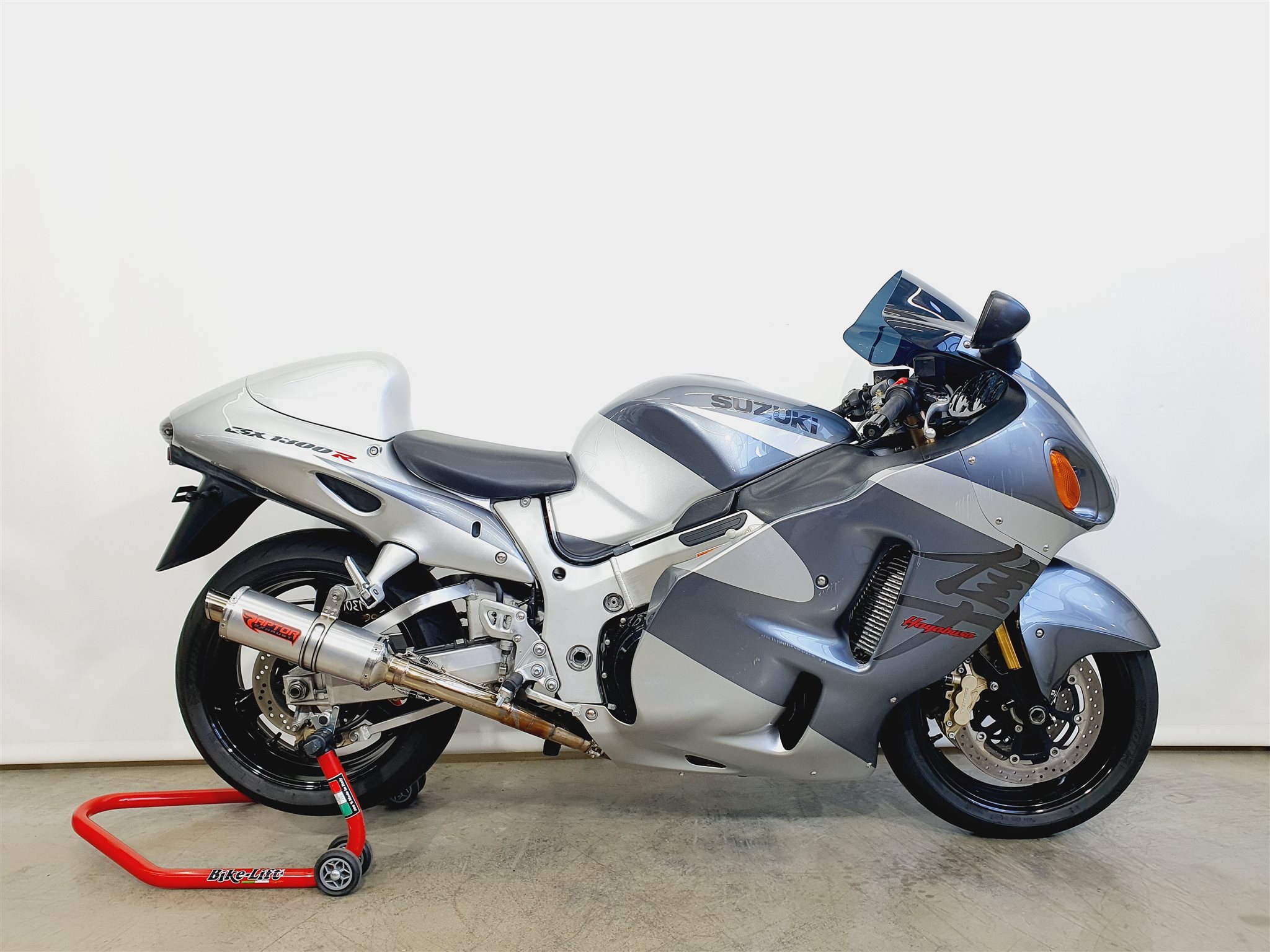 Suzuki GSX-1300RR Hayabusa