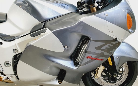 Gebrauchtmotorrad Suzuki GSX-1300RR Hayabusa - Bild 10