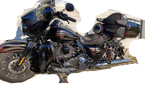 Gebrauchtmotorrad Harley-Davidson CVO FLHTCUSE Ultra Classic Electra Glide - Bild 14