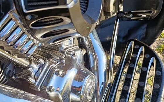 Gebrauchtmotorrad Harley-Davidson CVO FLHTCUSE Ultra Classic Electra Glide - Bild 7