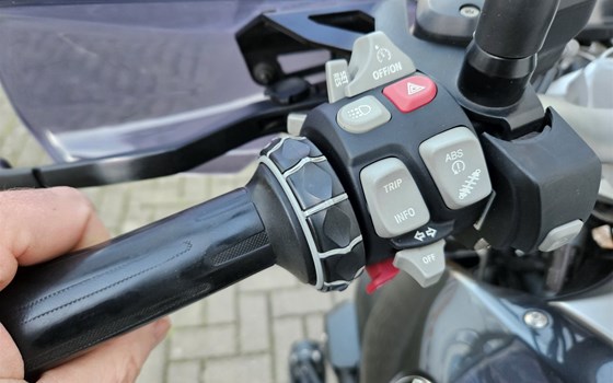 Gebrauchtmotorrad BMW R 1200 R - Bild 13