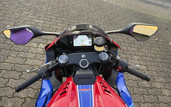Gebrauchtmotorrad Honda CBR1000RR-R Fireblade - Bild 5