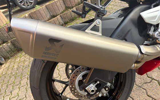 Gebrauchtmotorrad Honda CBR1000RR-R Fireblade - Bild 9