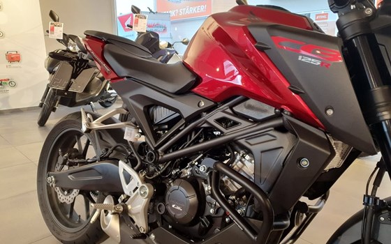 Gebrauchtmotorrad Honda CB125R - Bild 6