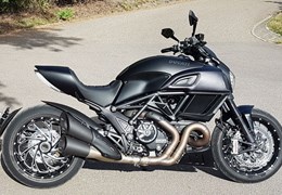 Gebrauchte Ducati Diavel Strada