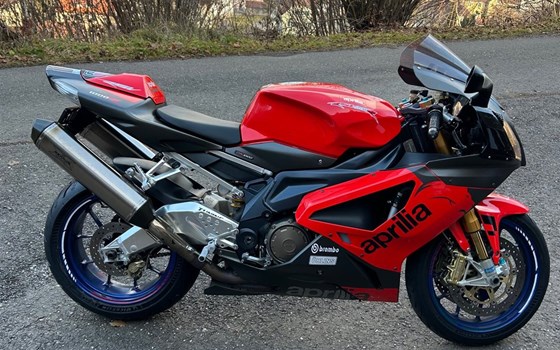 Gebrauchtmotorrad Aprilia RSV 1000 R (RSV Mille R) - Bild 1