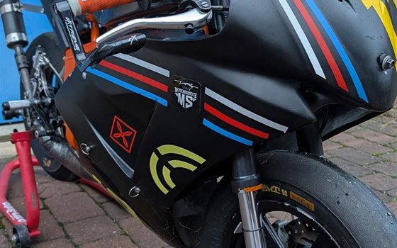 Gebrauchtmotorrad Buccimoto Mini GP Ktm-12 Zoll - Bild 6