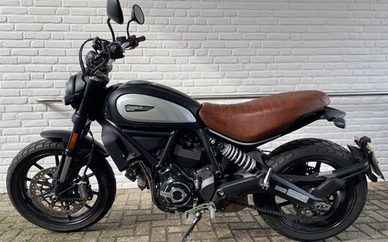 Gebrauchtmotorrad Ducati Scrambler Icon Dark - Bild 3