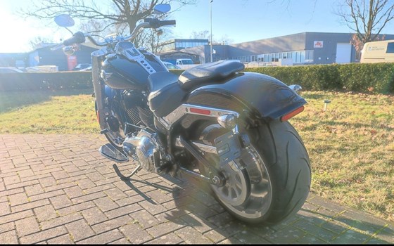 Gebrauchtmotorrad Harley-Davidson Softail Fat Boy 114 FLFBS - Bild 6