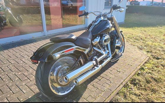 Gebrauchtmotorrad Harley-Davidson Softail Fat Boy 114 FLFBS - Bild 8