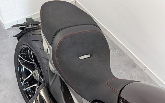 Gebrauchtmotorrad Ducati XDiavel V4 - Bild 10